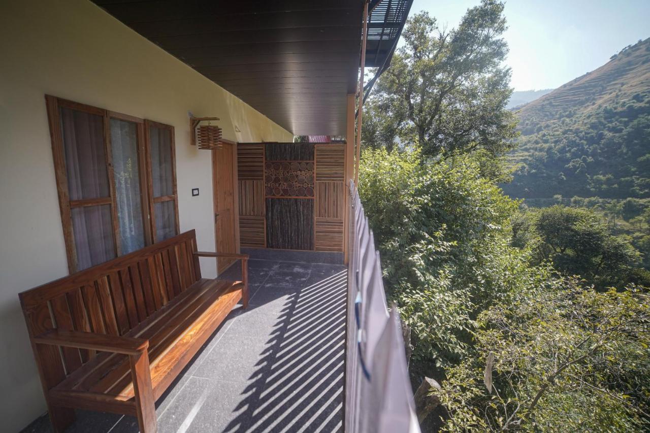 Tiger Fall Eco Resort Chakrāta Exteriör bild