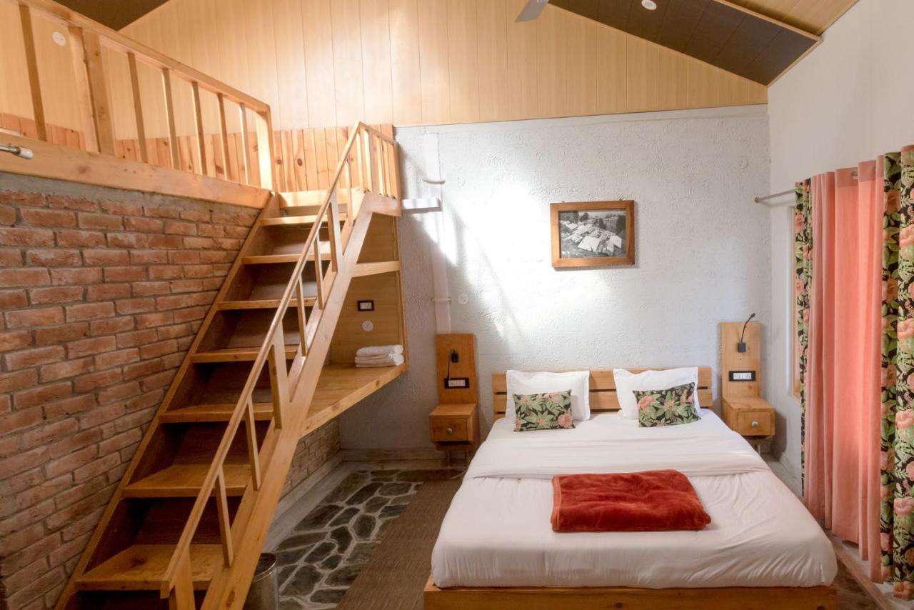 Tiger Fall Eco Resort Chakrāta Exteriör bild